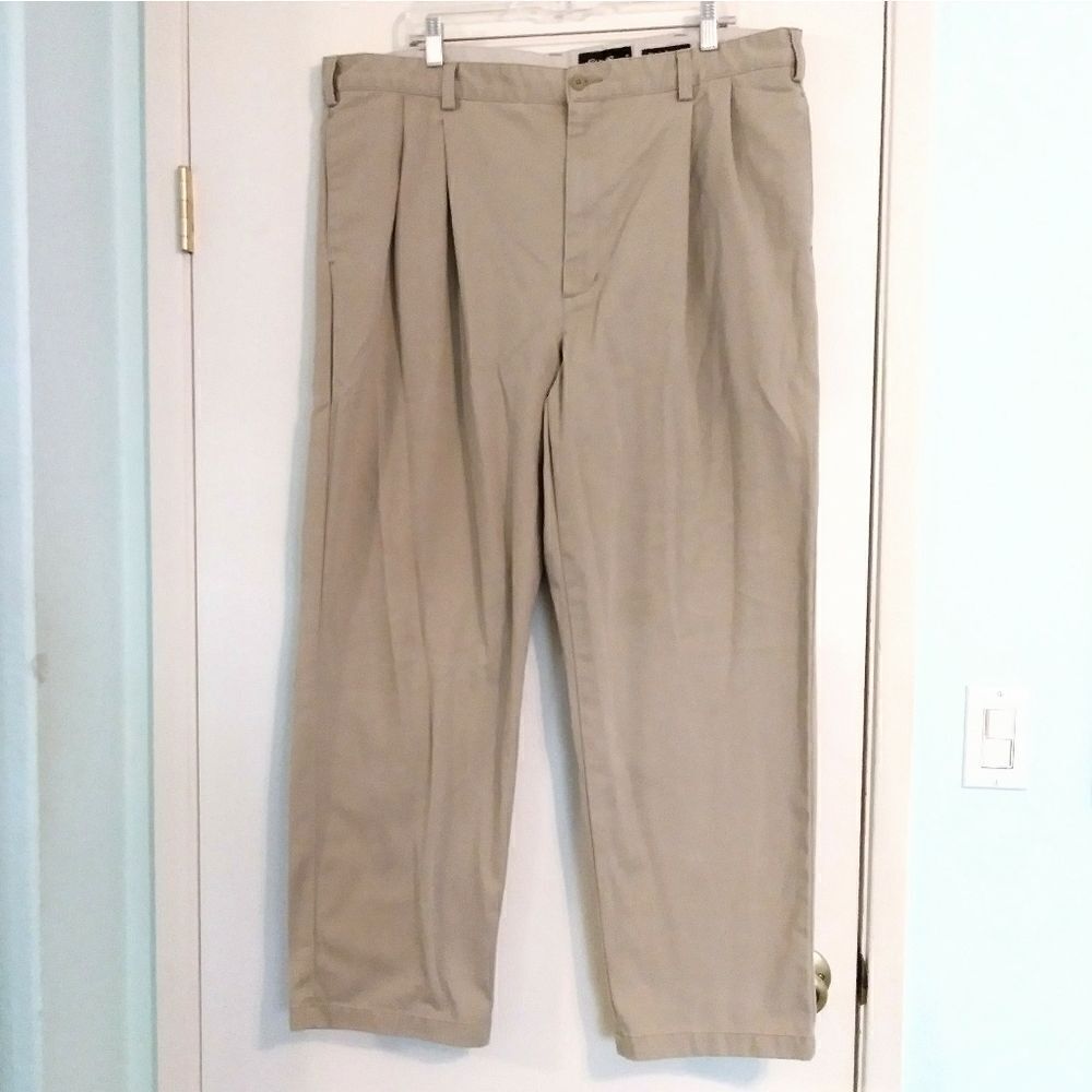 Eddie Bauer Men Classic Fit Tan Khaki Pants